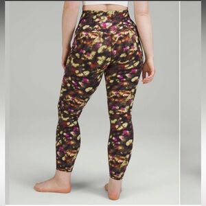 Lululemon Align High-Rise Pant with Pockets 25"
Soft Focus Splatter Green Multi